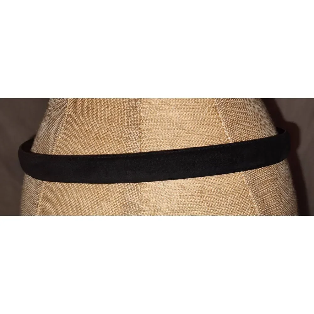 Leather Shop Genuine Leather women's belt # 2223 Size Small Black w gold hardwar